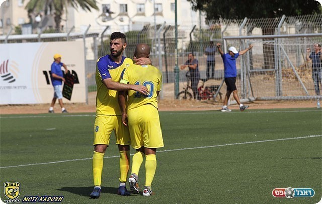 כובשי השערים. ערן מלכין וברוך דגו (מוטי קדוש)